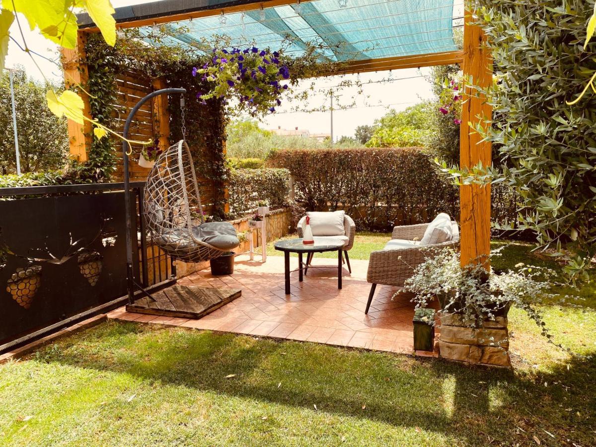 פורץ Apartment Villa Rossa מראה חיצוני תמונה