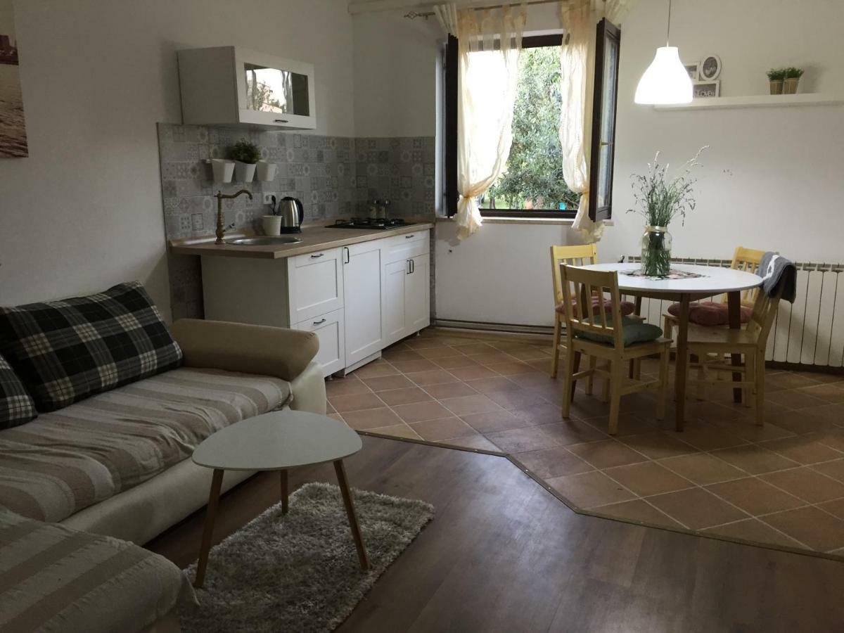 פורץ Apartment Villa Rossa מראה חיצוני תמונה